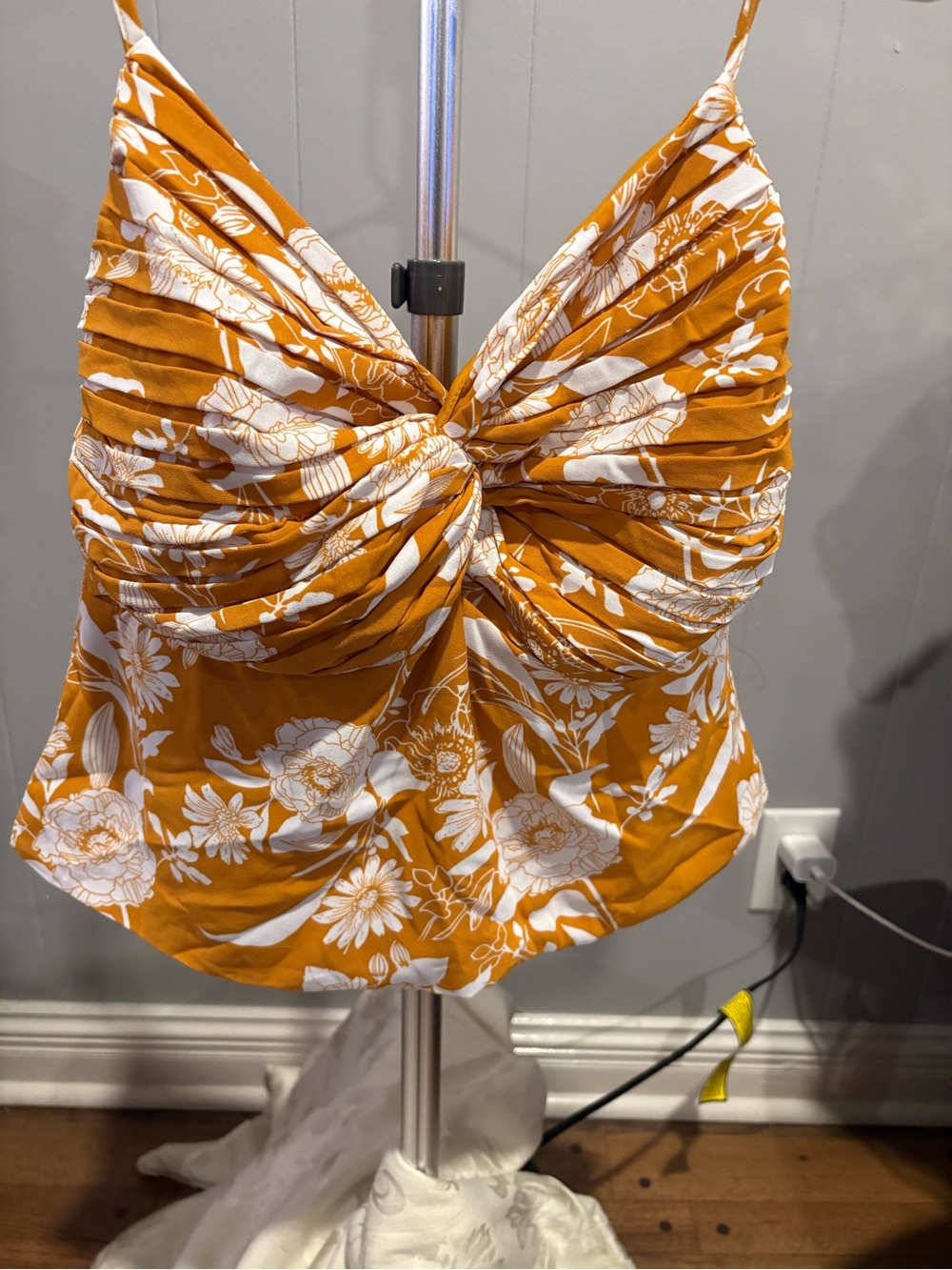 New York & Company White Floral Twist-Front Camisole - Mustard w/ zippered back